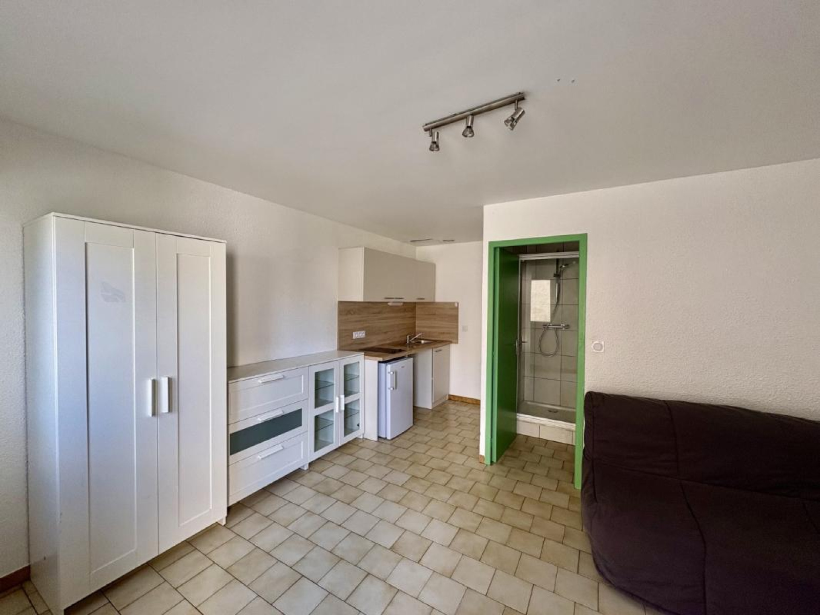 Image_1, Studio, Roanne, ref :116834