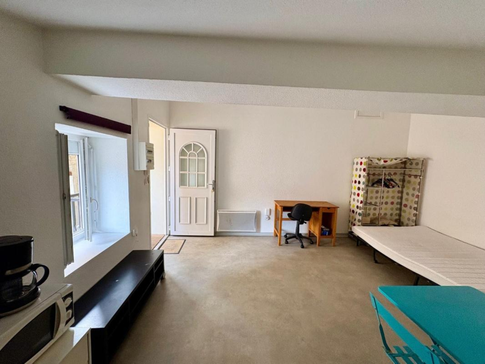 Image_1, Studio, Roanne, ref :111849