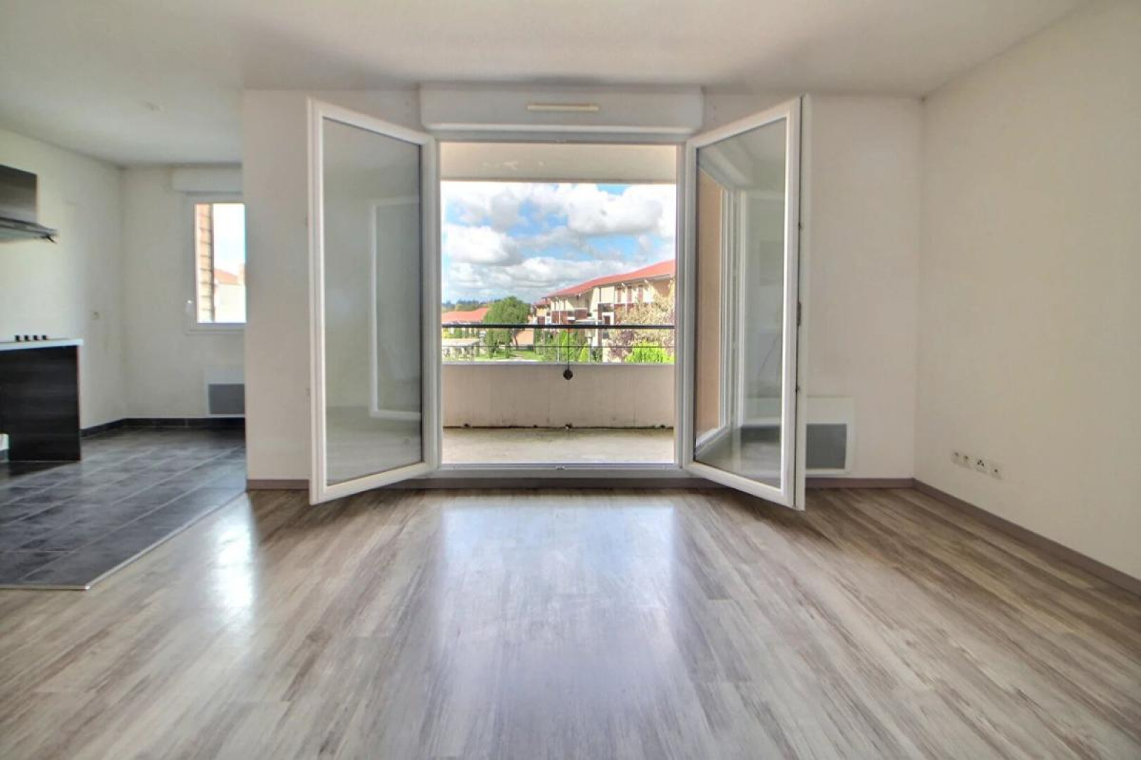 Image_1, Appartement, Roanne, ref :CAT1757a
