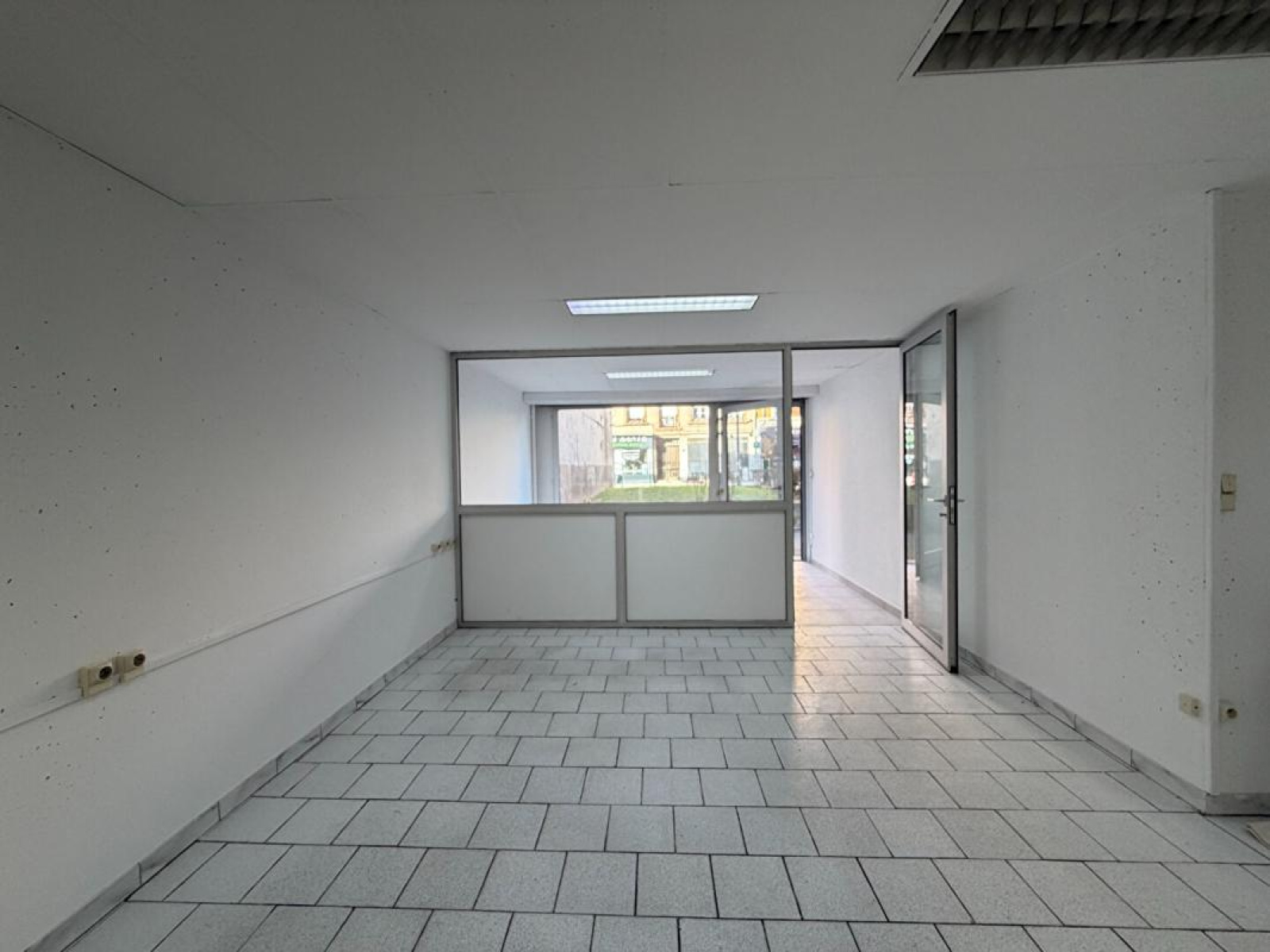 Image_2, Local commercial, Villeurbanne, ref :12229A