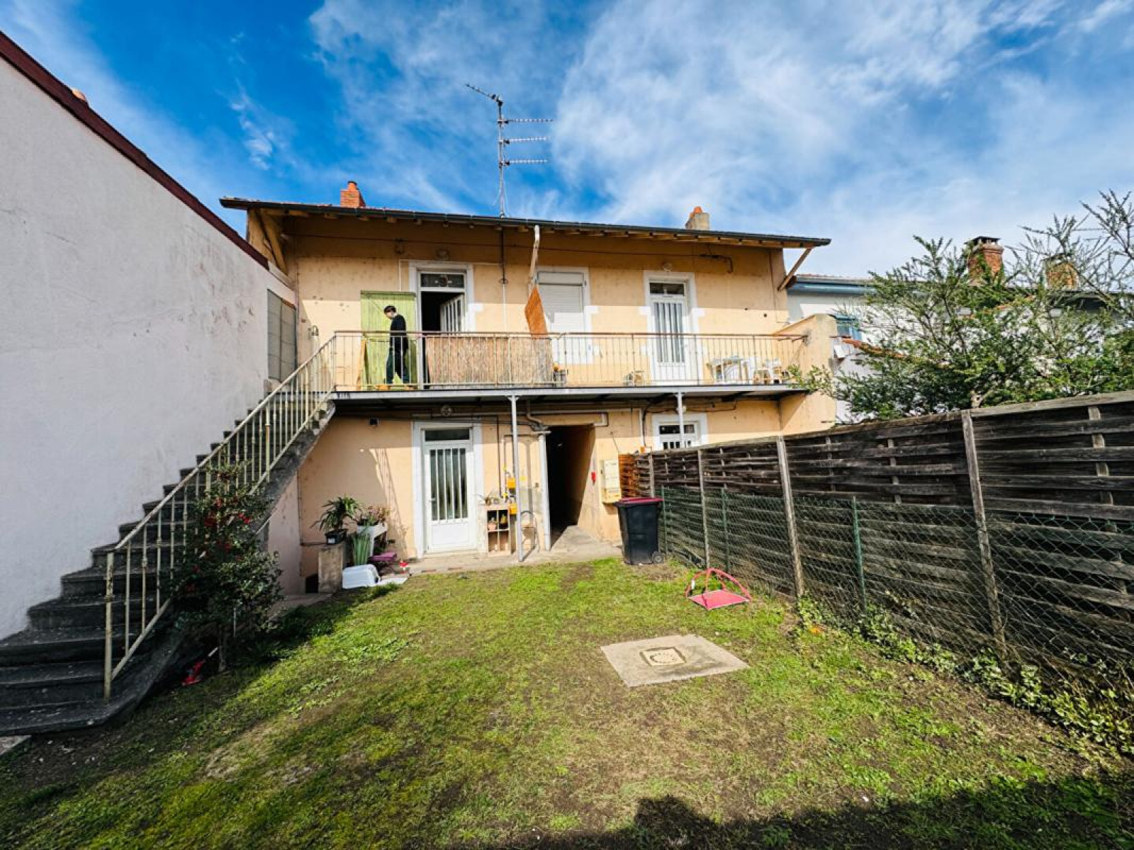 Image_1, Immeuble, Roanne, ref :11900A