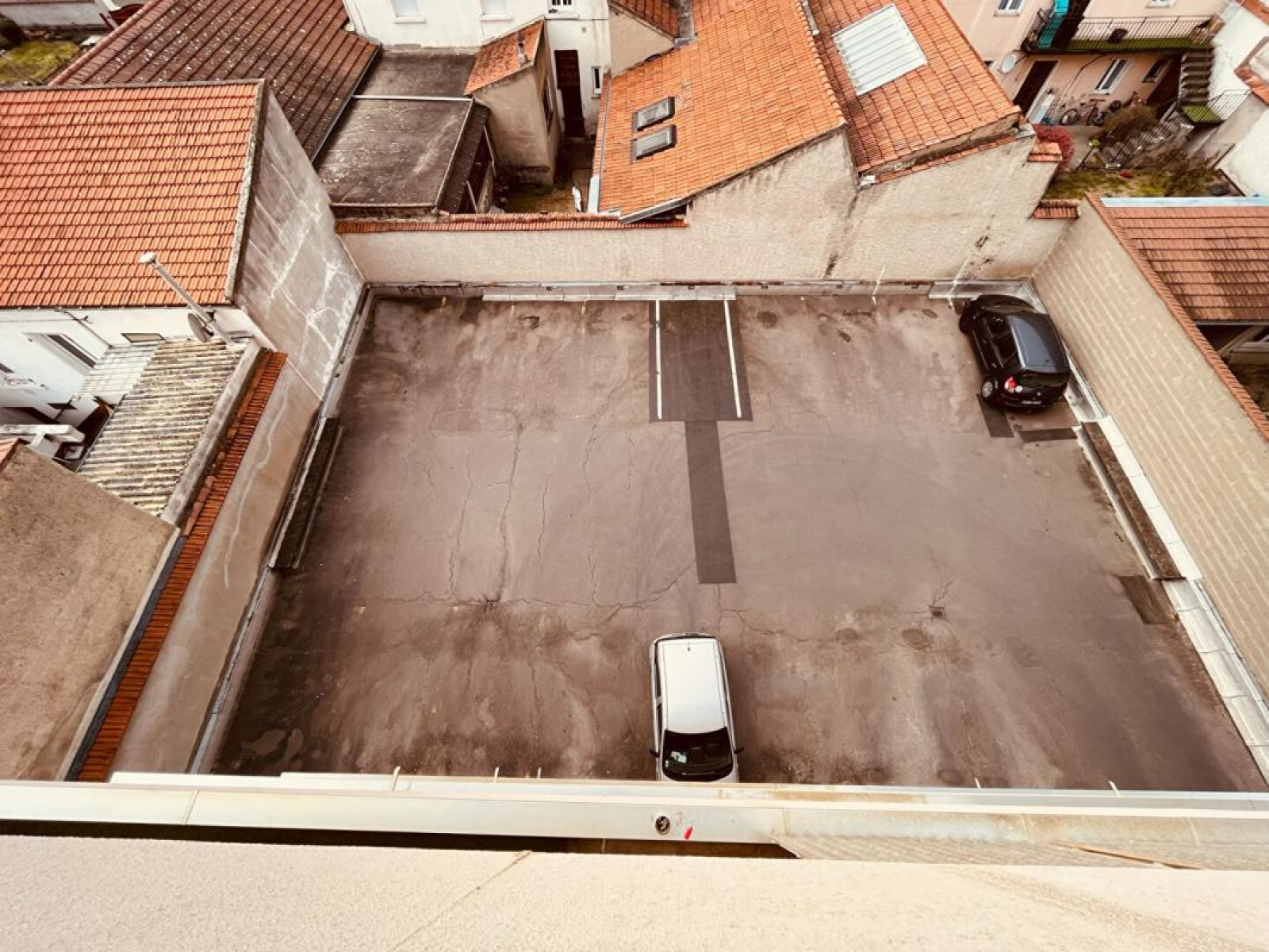 Image_2, Parking, Roanne, ref :12120p