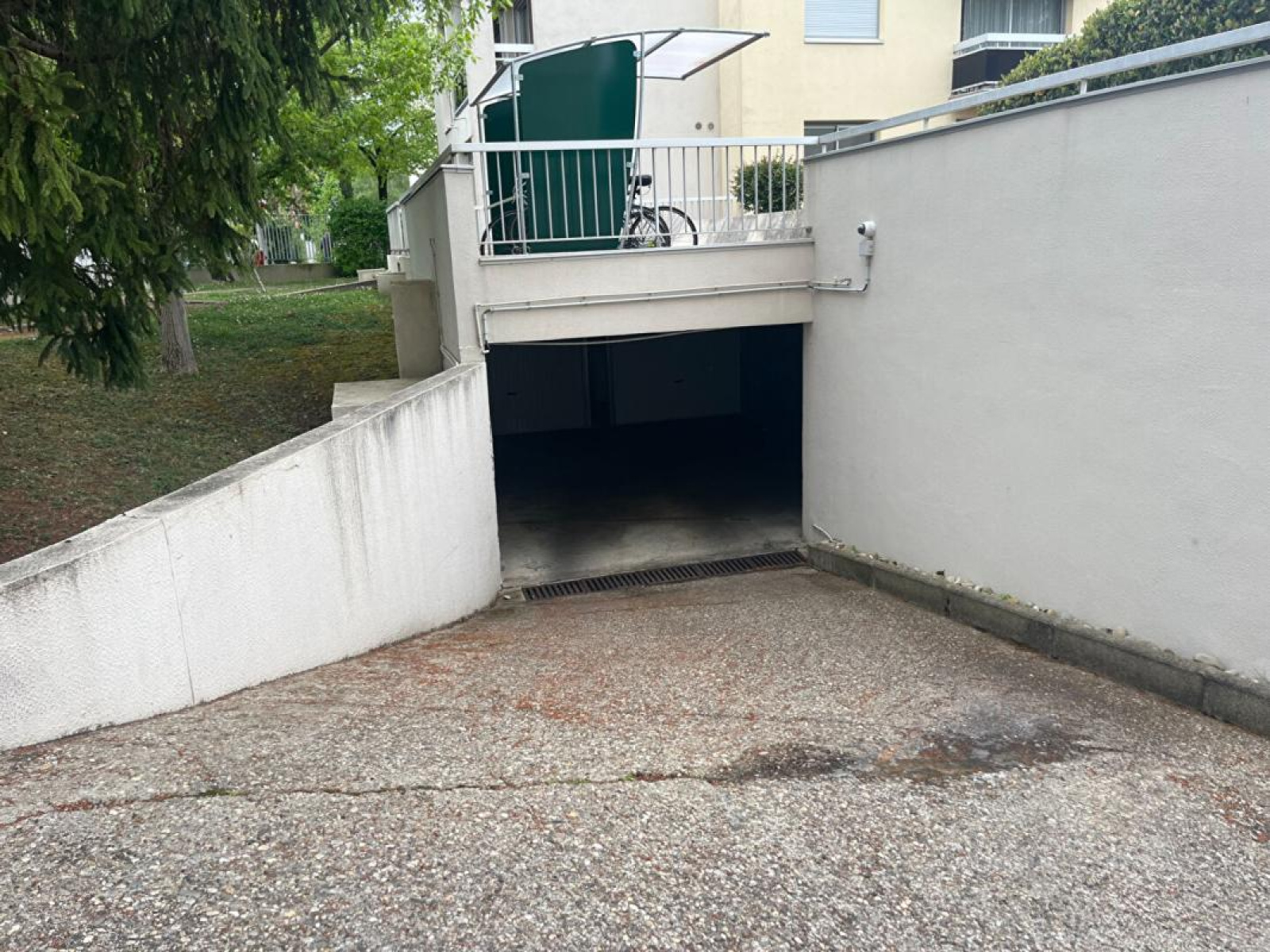 Image_4, Garage, Lyon, ref :12325