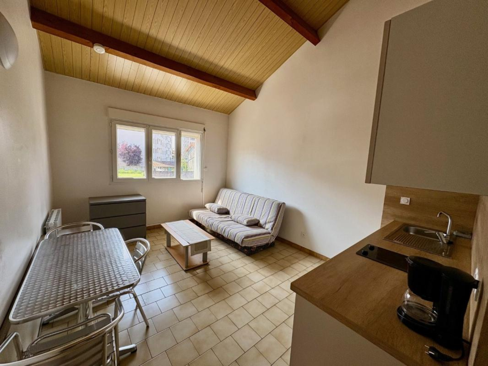 Image_2, Studio, Roanne, ref :110171