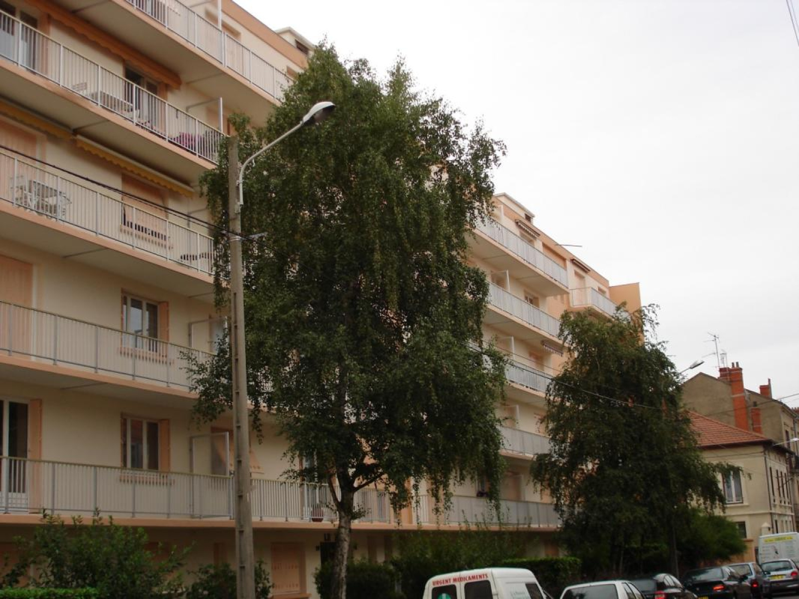 Image_1, Garage, Roanne, ref :123308