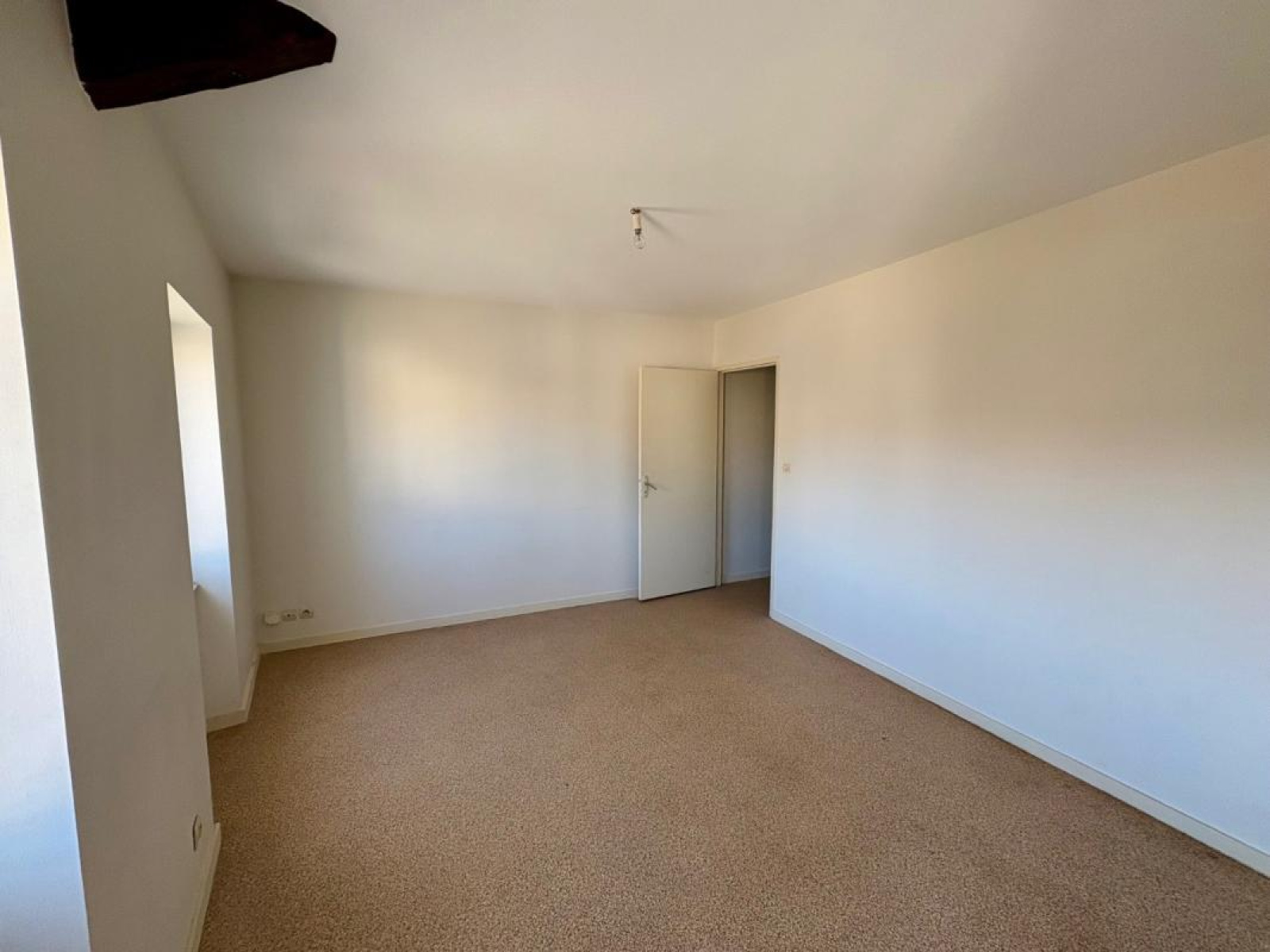 Image_3, Appartement, Neulise, ref :122524