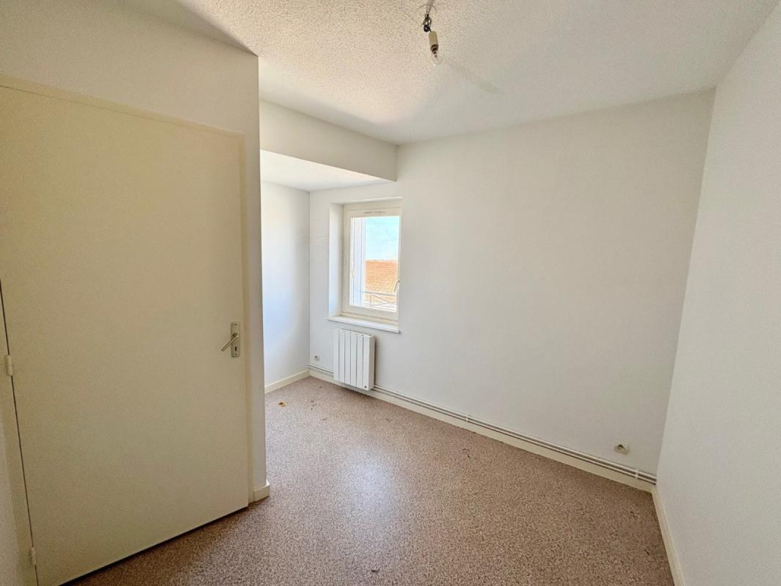 Image_5, Appartement, Neulise, ref :122524