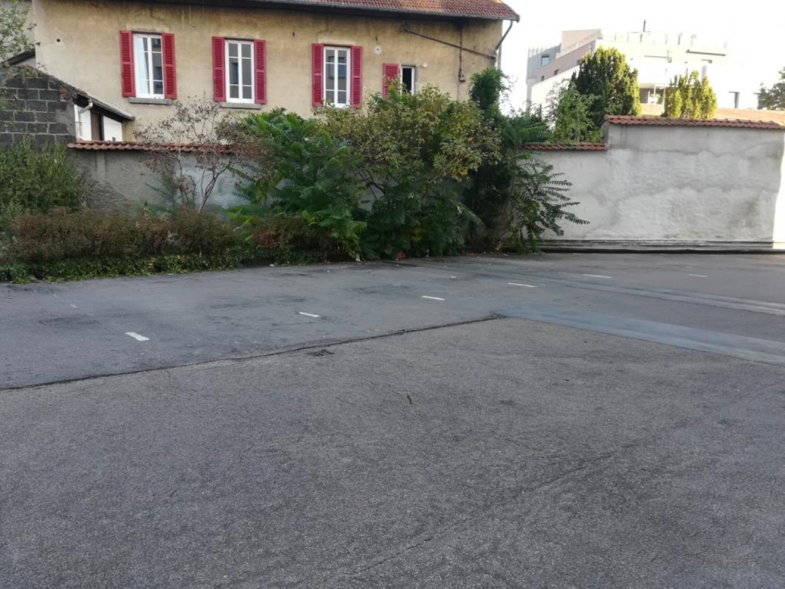 Image_1, Parking, Roanne, ref :108053