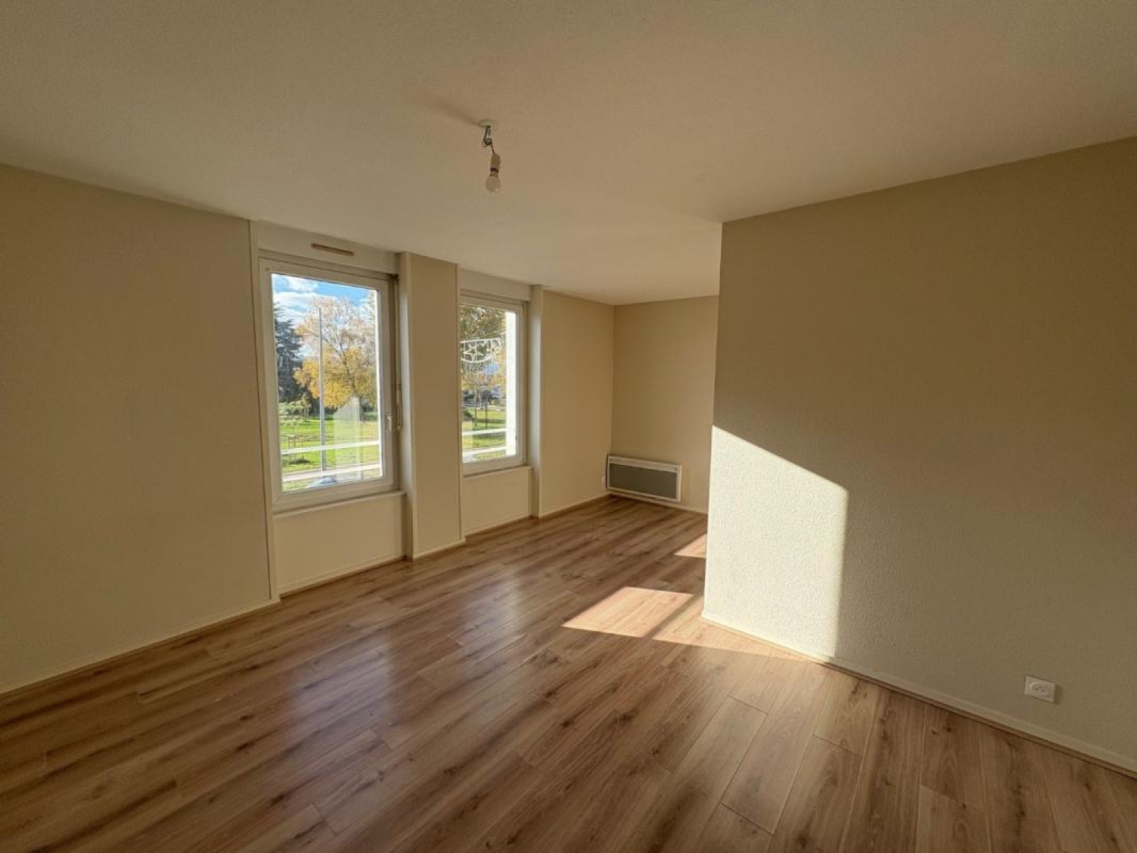 Image_2, Appartement, Le Coteau, ref :107192