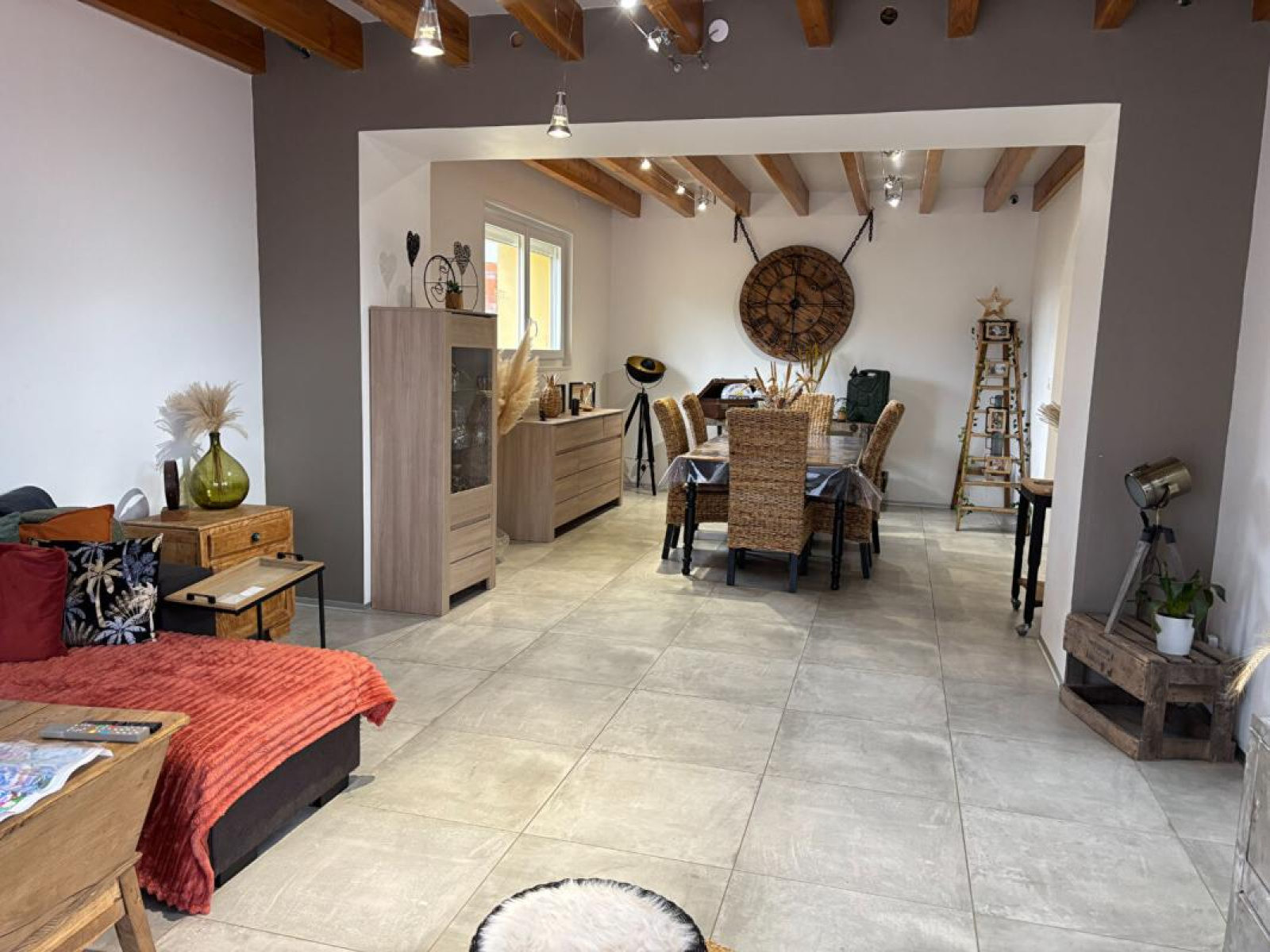 Image_1, Maison, Perreux, ref :1699A