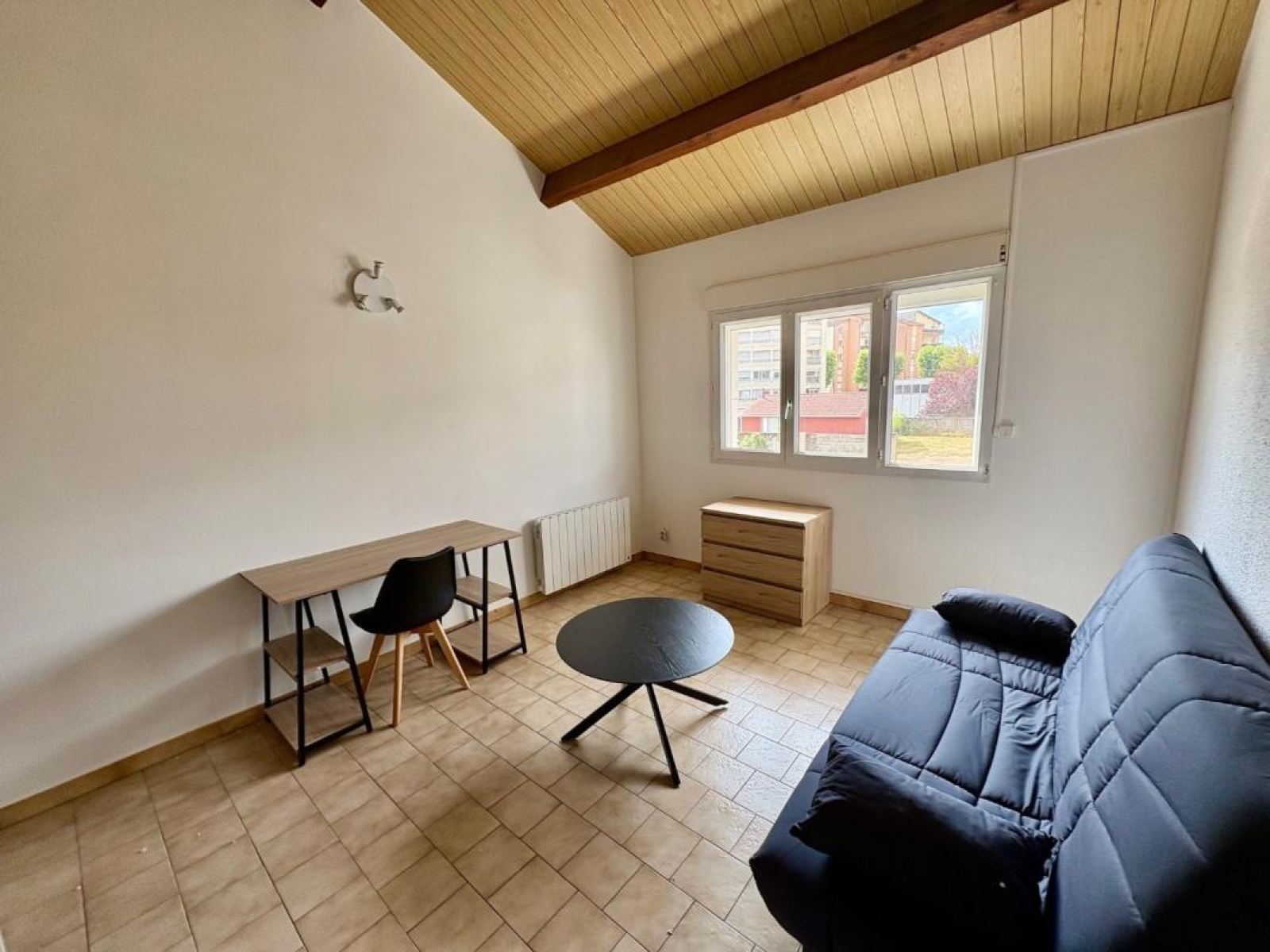 Image_3, Studio, Roanne, ref :108875