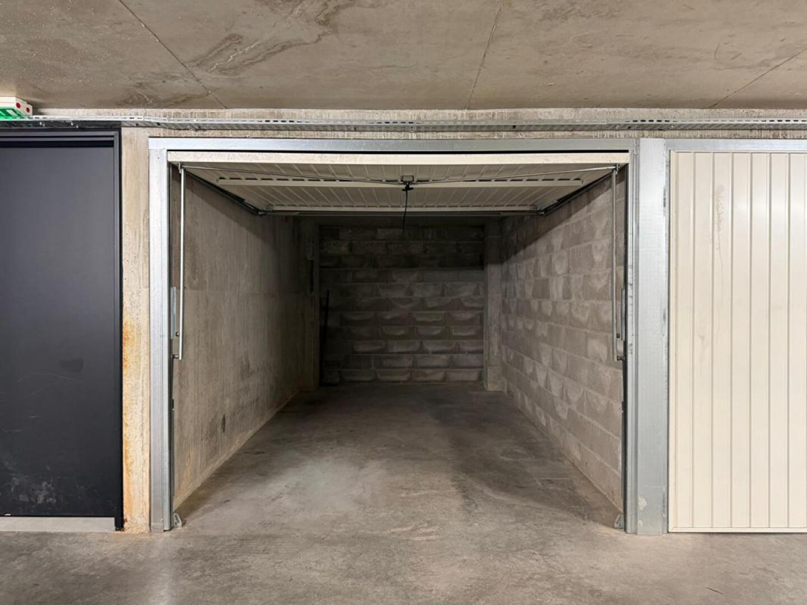 Image_1, Garage, Villeurbanne, ref :12242