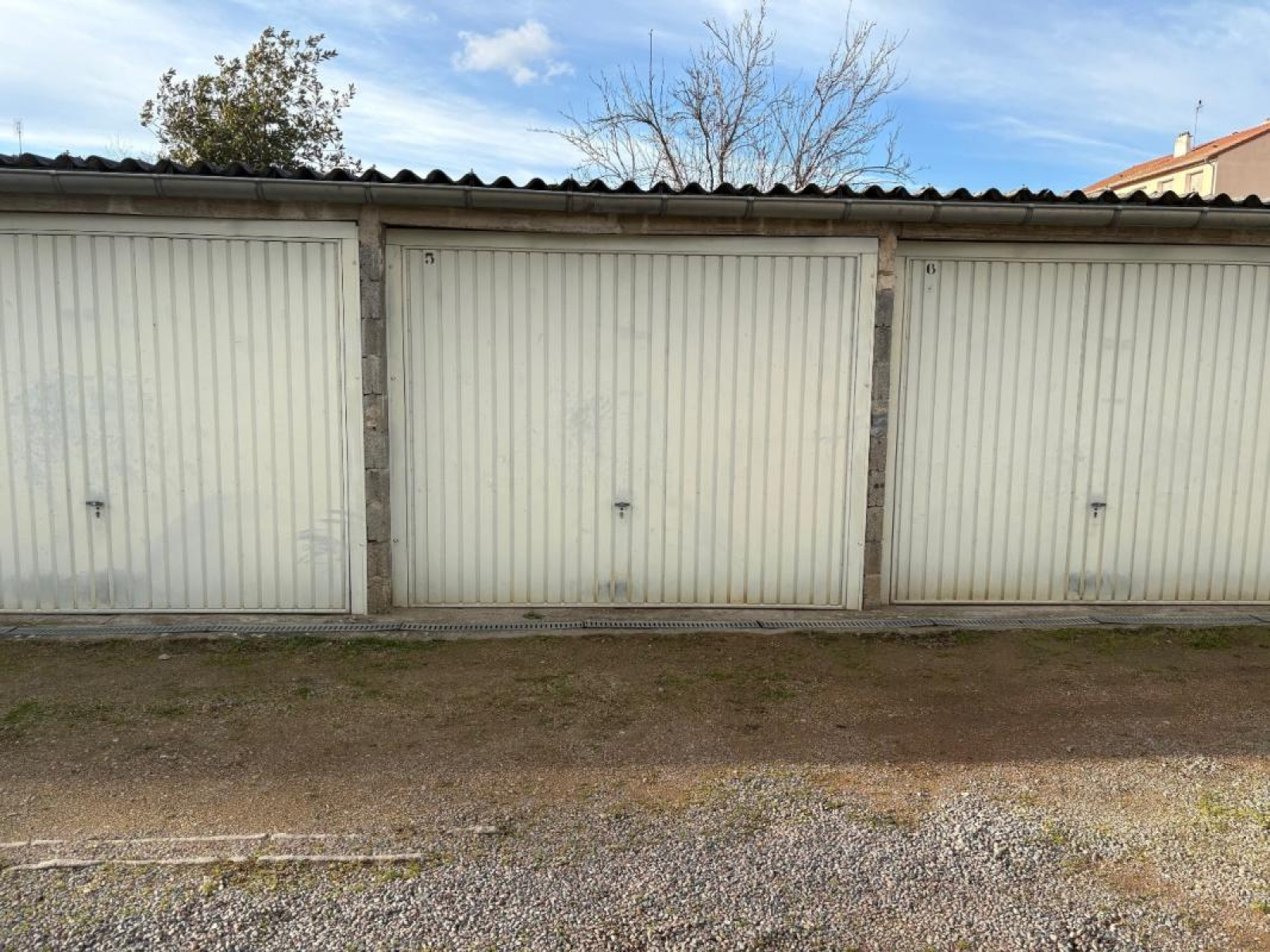 Image_1, Garage, Roanne, ref :113413