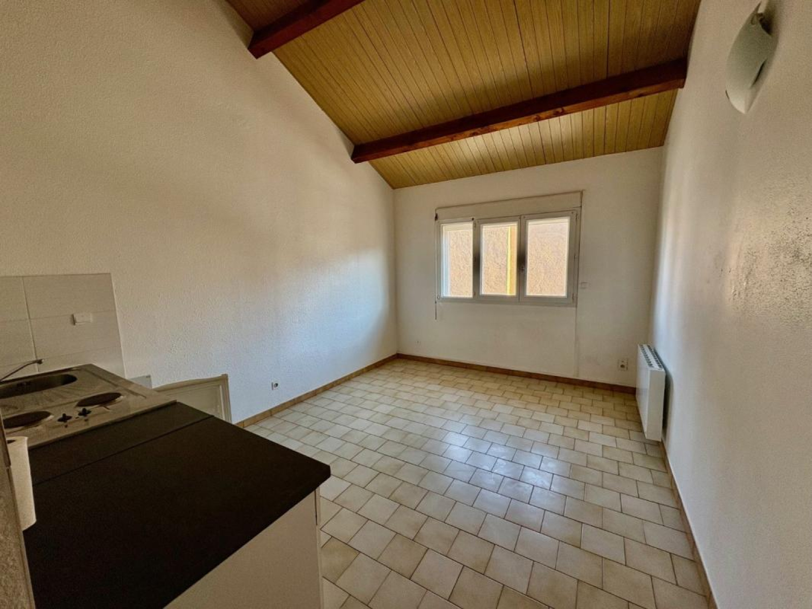 Image_2, Studio, Roanne, ref :100646