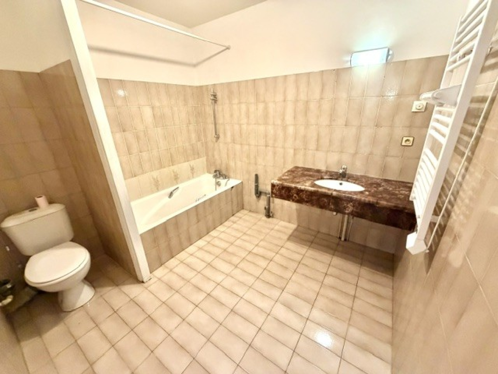 Image_6, Studio, Lyon, ref :123972