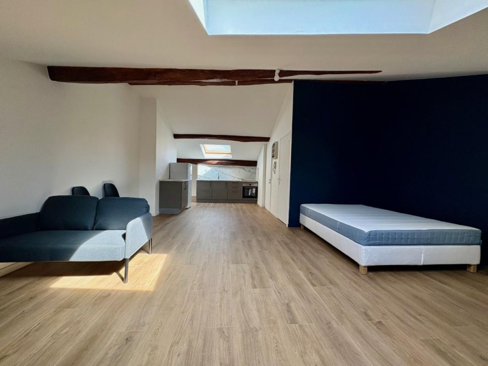 Image_5, Studio, Roanne, ref :113595