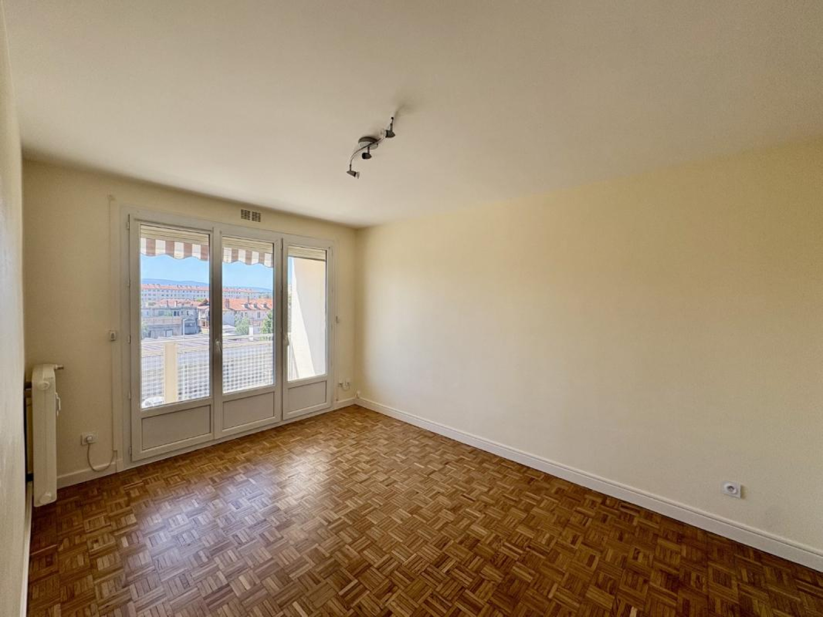 Image_1, Appartement, Roanne, ref :110300