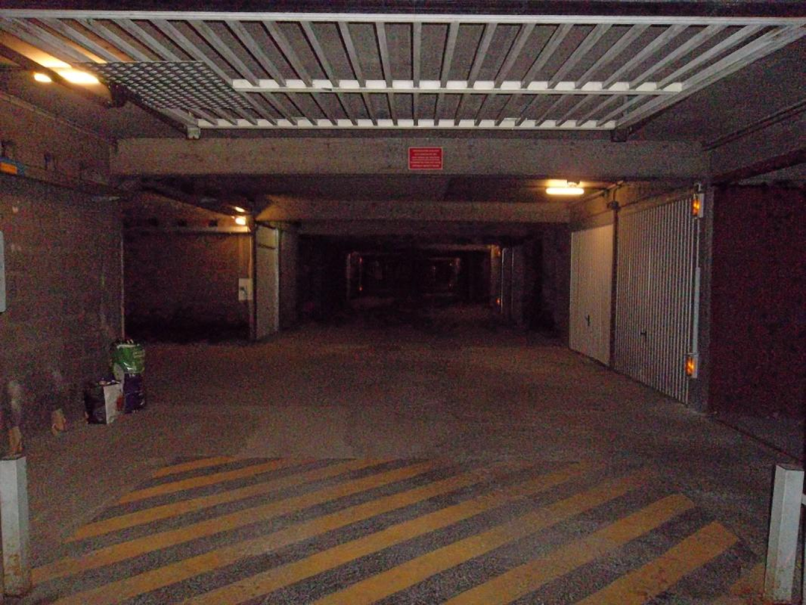 Image_2, Garage, Roanne, ref :110481