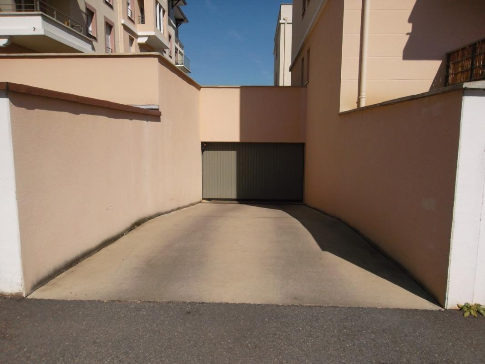 Image_2, Garage, Le Coteau, ref :127831