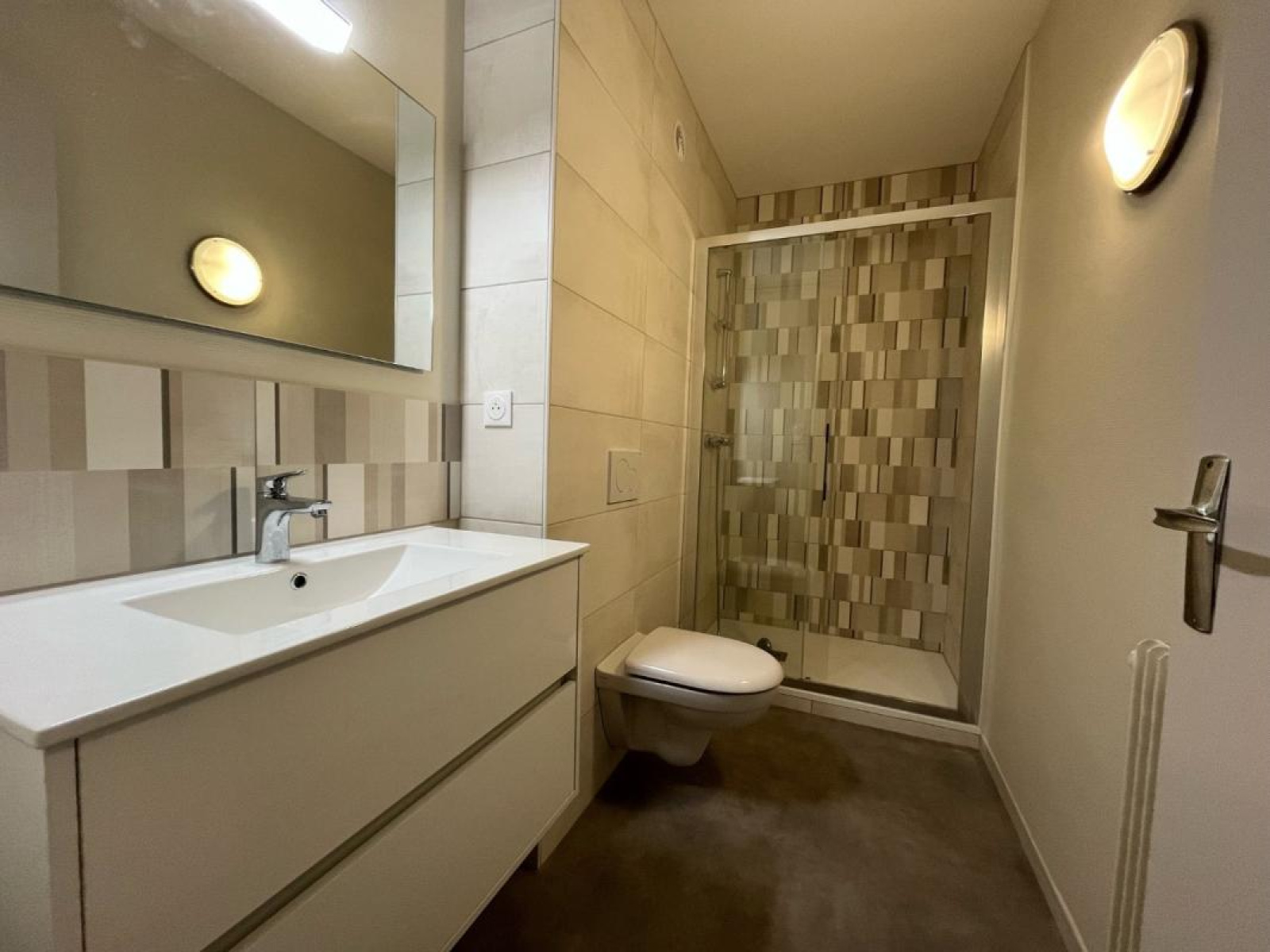 Image_4, Studio, Roanne, ref :122703