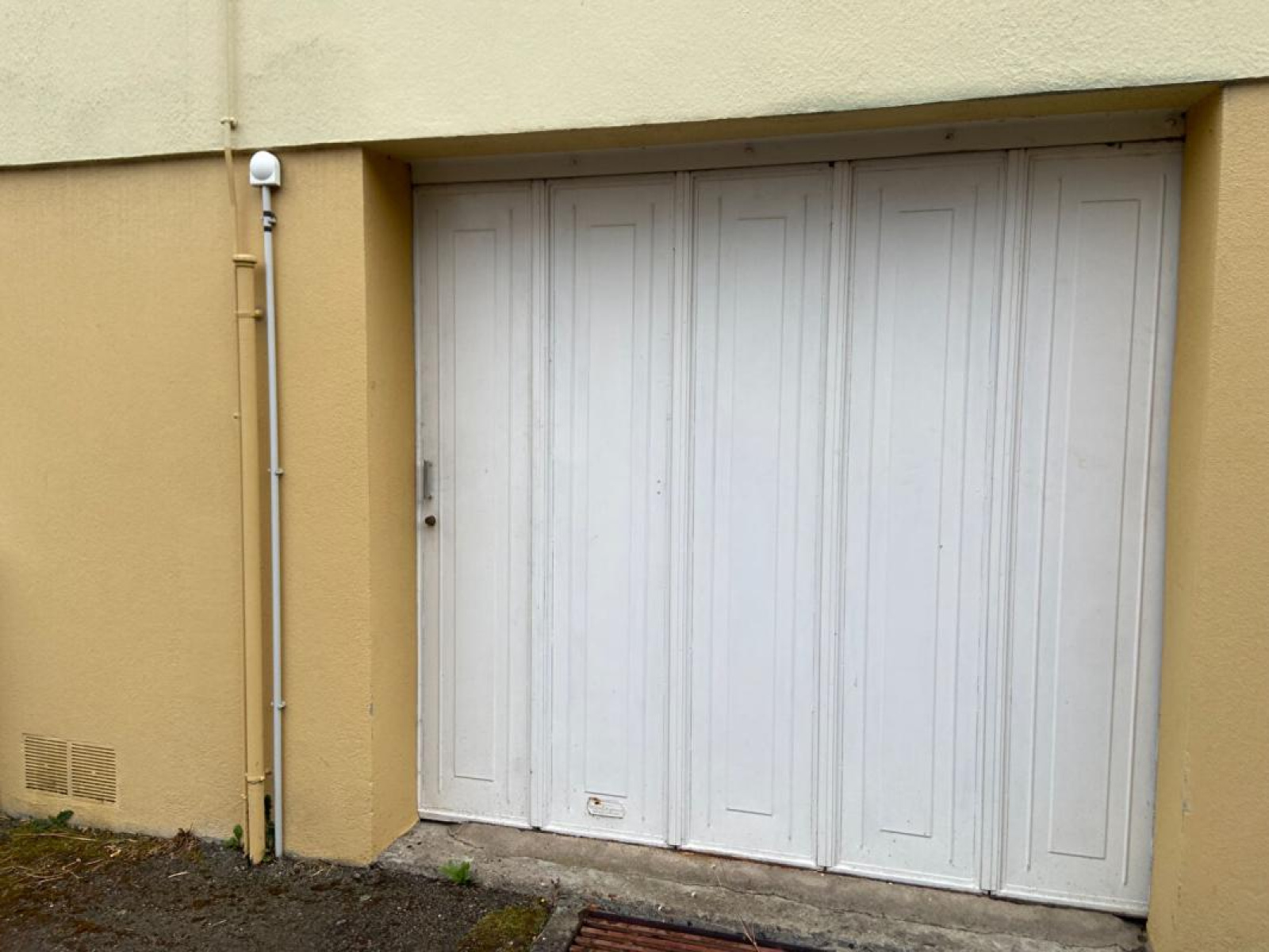 Image_2, Garage, Roanne, ref :1962
