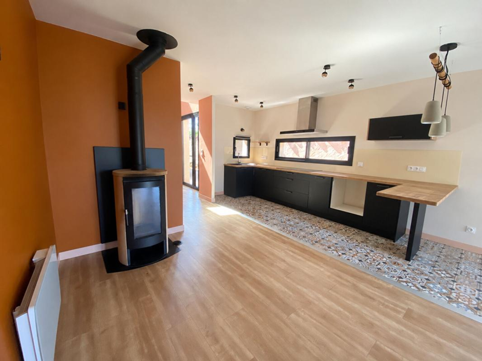 Image_1, Maison de village, Neulise, ref :1992MG
