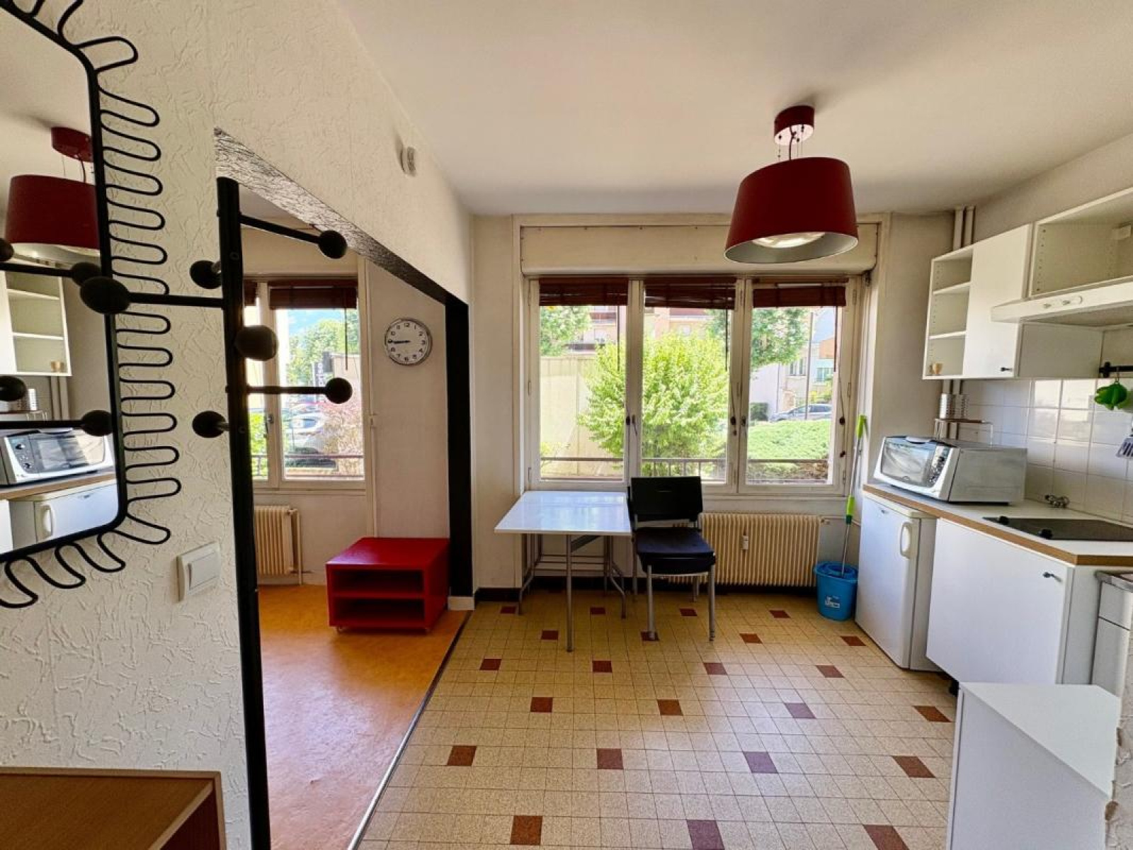Image_4, Studio, Roanne, ref :117550