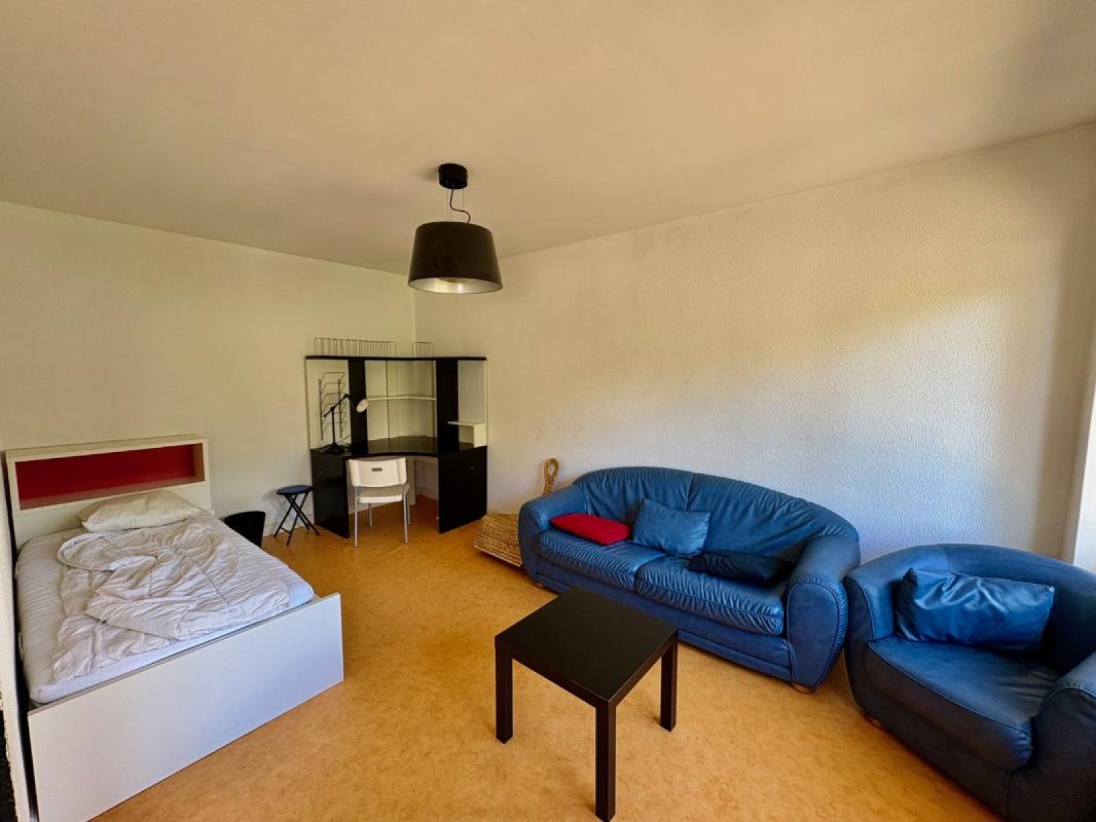 Image_3, Studio, Roanne, ref :117550