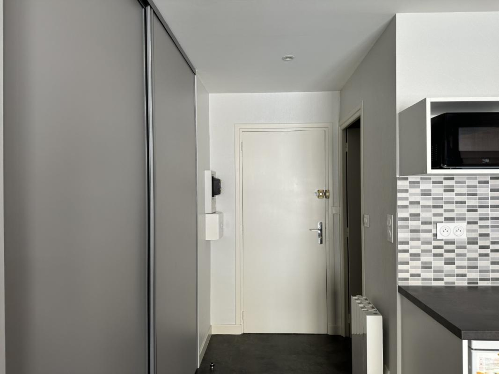 Image_9, Studio, Le Coteau, ref :117543