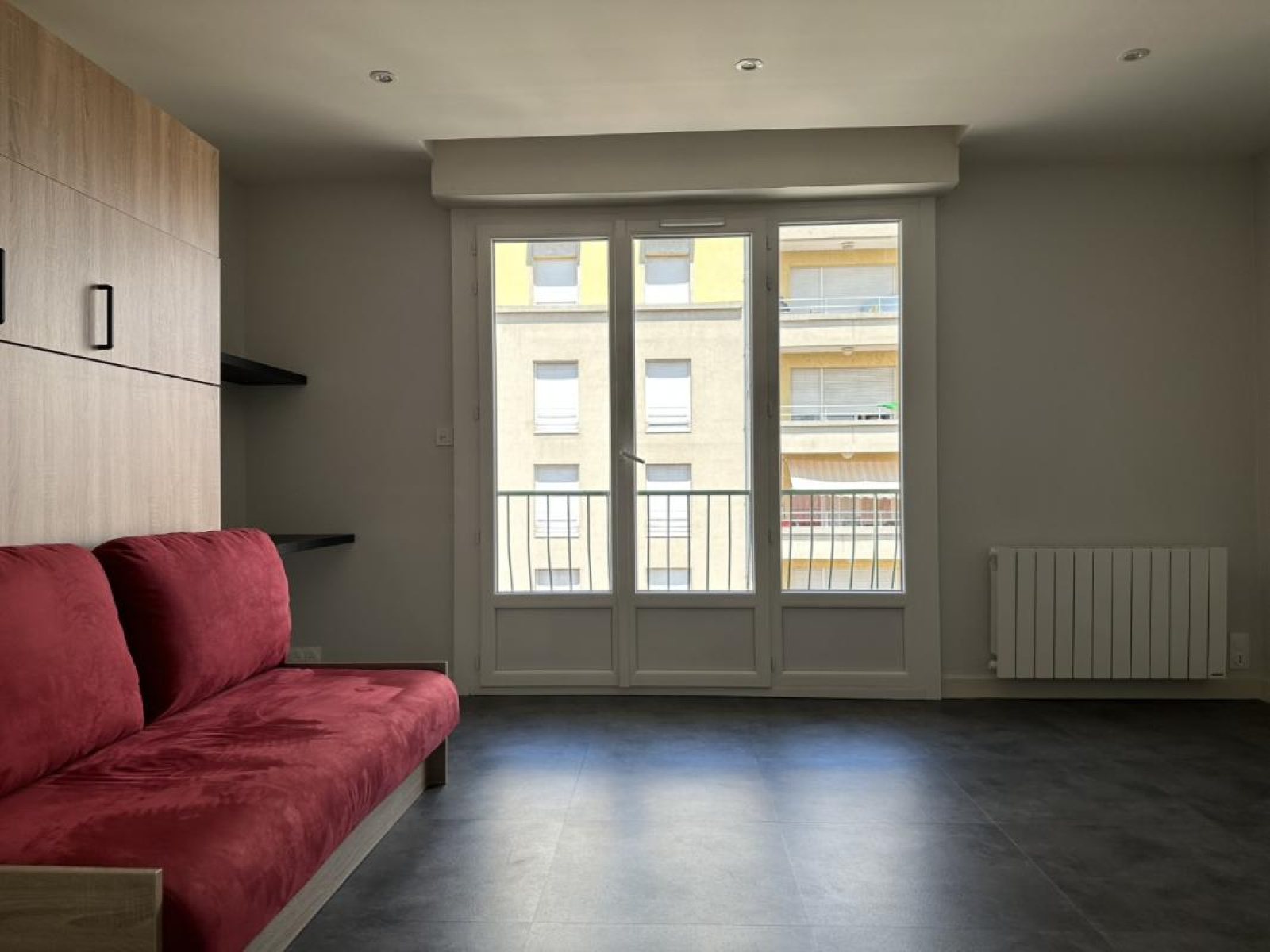 Image_4, Studio, Le Coteau, ref :117543