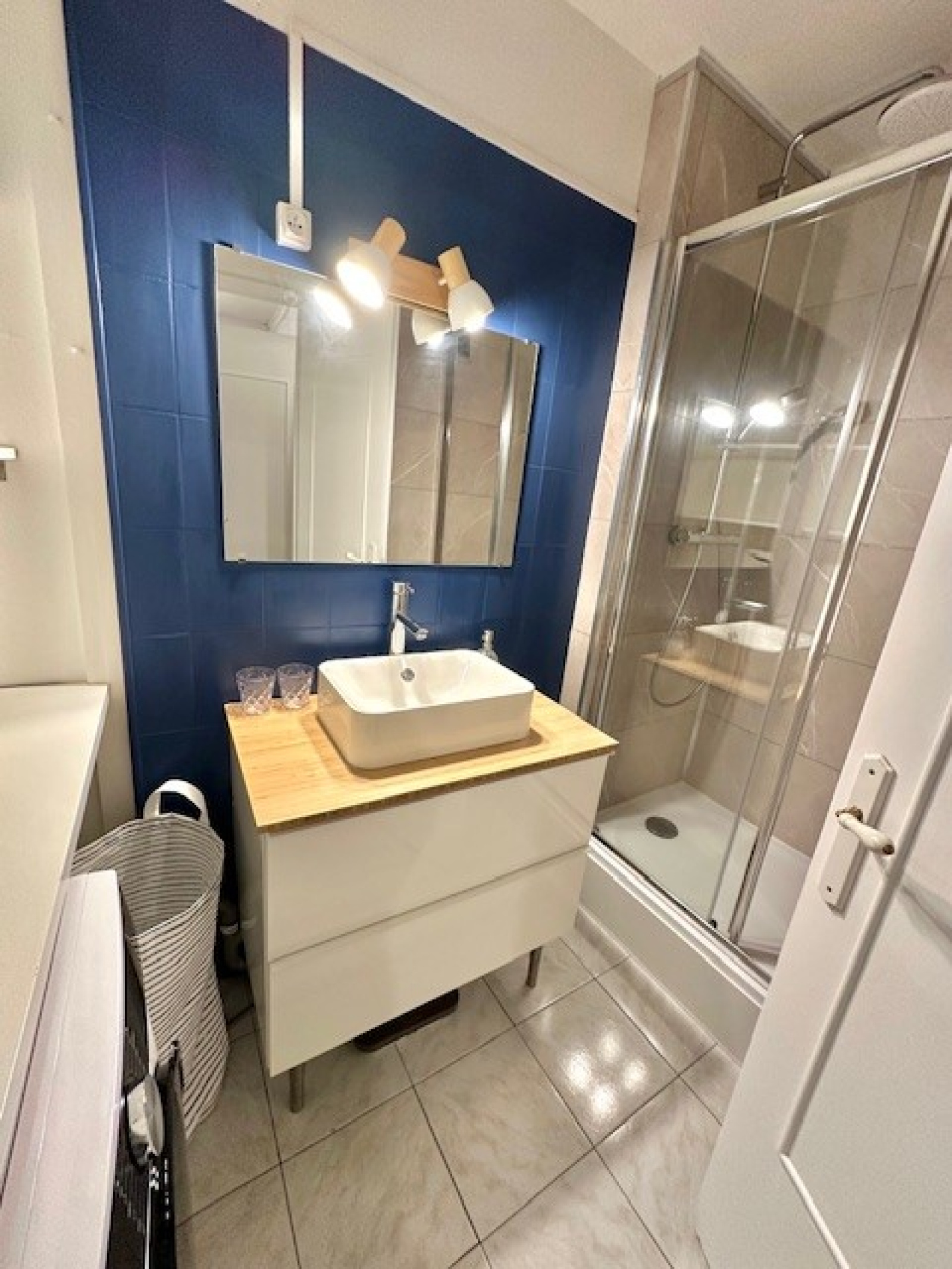 Image_7, Appartement, Bron, ref :105364