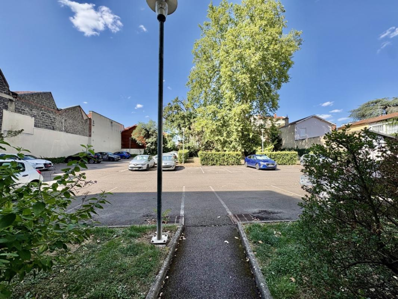 Image_7, Studio, Roanne, ref :119491