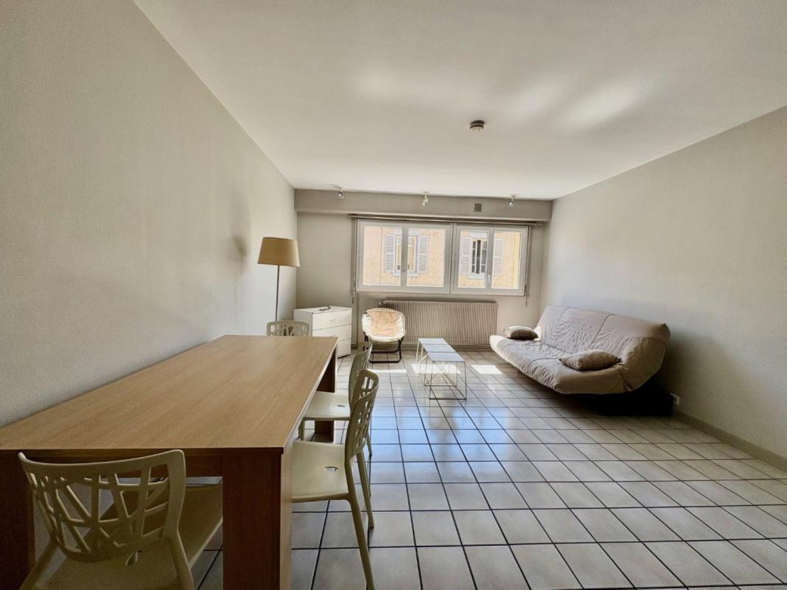 Image_3, Studio, Roanne, ref :114033