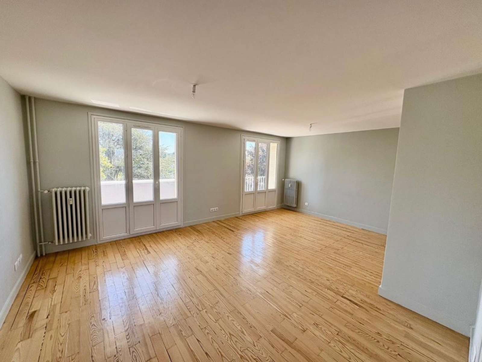 Image_1, Appartement, Le Coteau, ref :127830