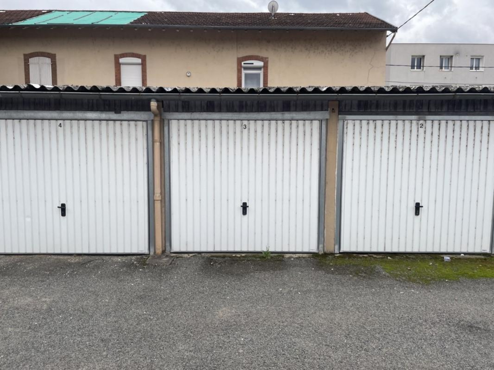 Image_2, Garage, Le Coteau, ref :109653