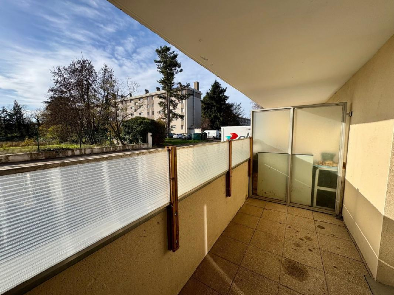 Image_3, Studio, Roanne, ref :107537