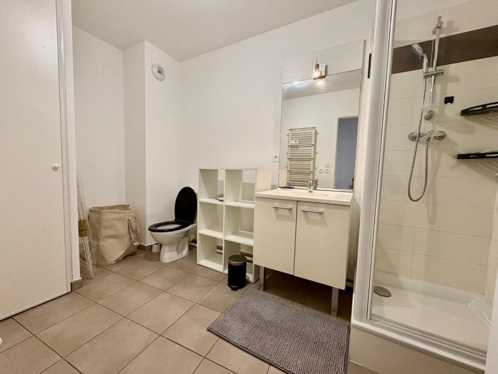 Image_5, Studio, Roanne, ref :107537