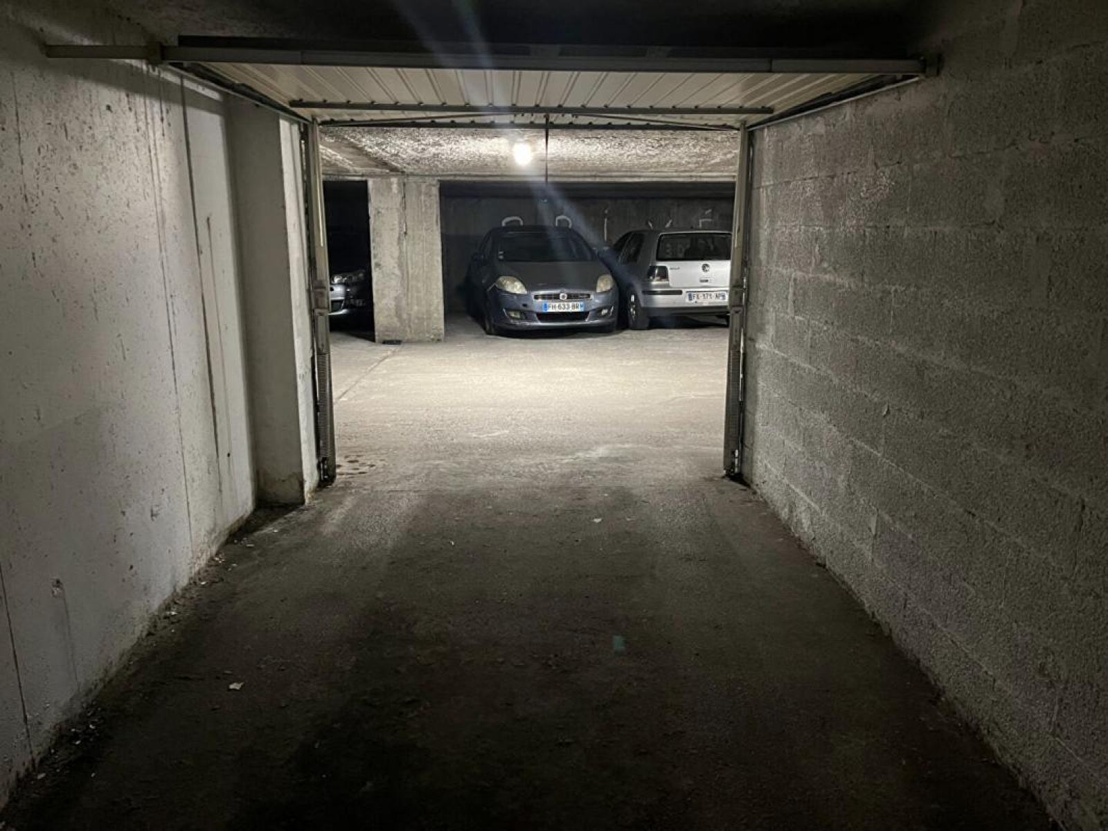 Image_2, Garage, Villeurbanne, ref :12211A