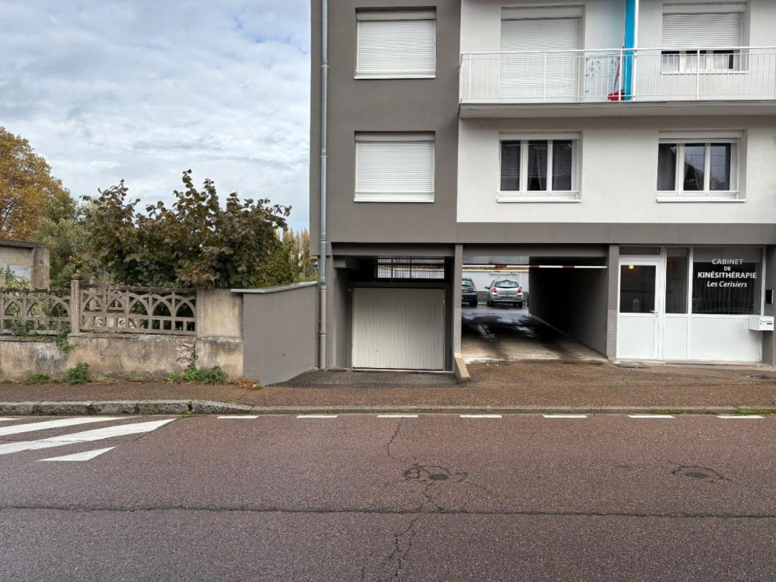 Image_2, Garage, Roanne, ref :103221
