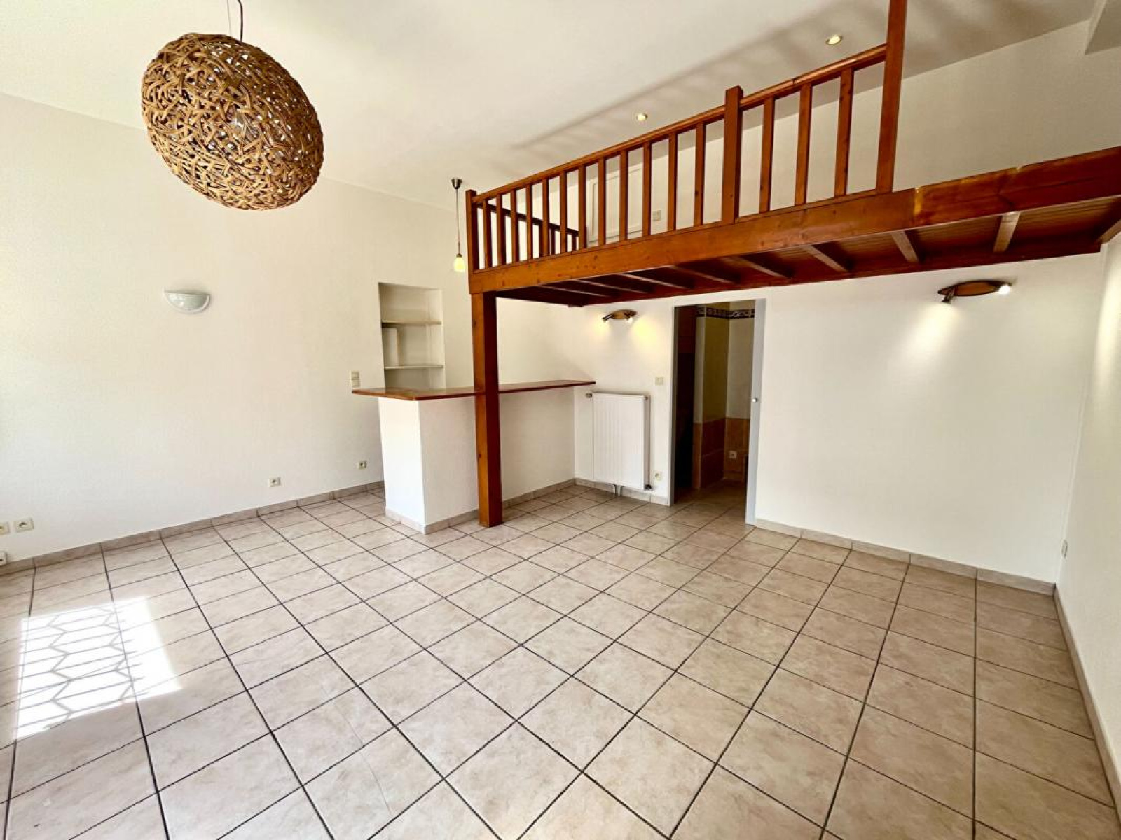 Image_1, Studio, Villeurbanne, ref :11885QPUY